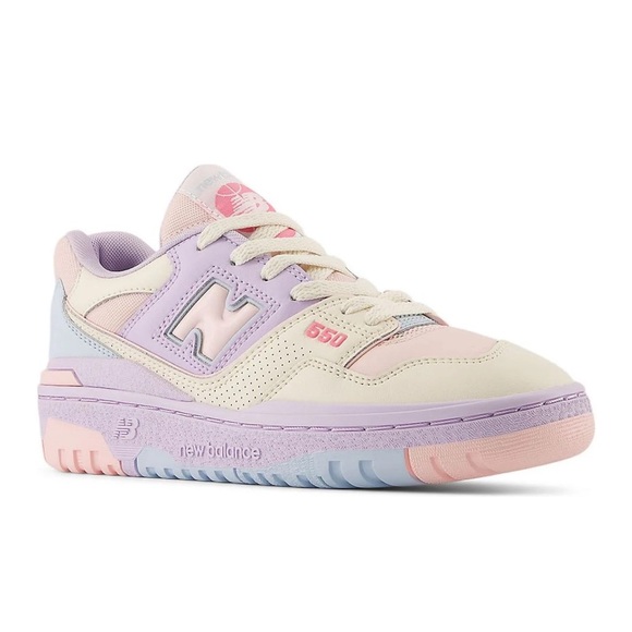 New Balance Shoes - New balance 550 🔥
Brand new